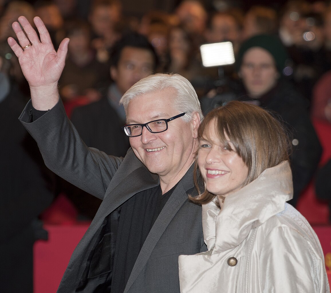 File:Frank-Walter Steinmeier and Elke Büdenbender (Berlin ...