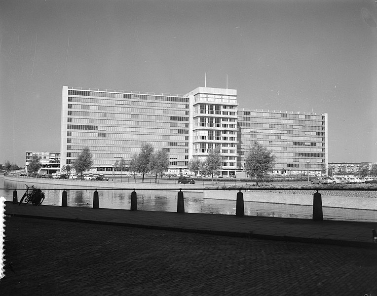 File:GAK Gemeenschappelijk Administratiekantoor Bos en Lommerplantsoen 1, Amsterdam, Bestanddeelnr 916-8084.jpg