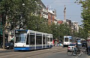 Tram van lijn 13 ter hoogte van de Nieuwezijds Kolk; 2007.