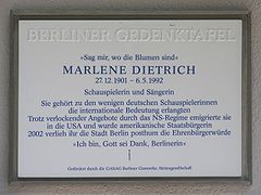 Gedenktafel Marlene Dietrich.jpg