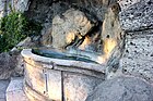 Grotte mit Steinbecken Bergstraße/Ichostraße, München