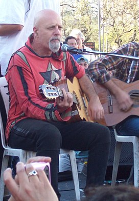 Gustavo Cordera: Biografía, Carrera musical, Controversias e ideología