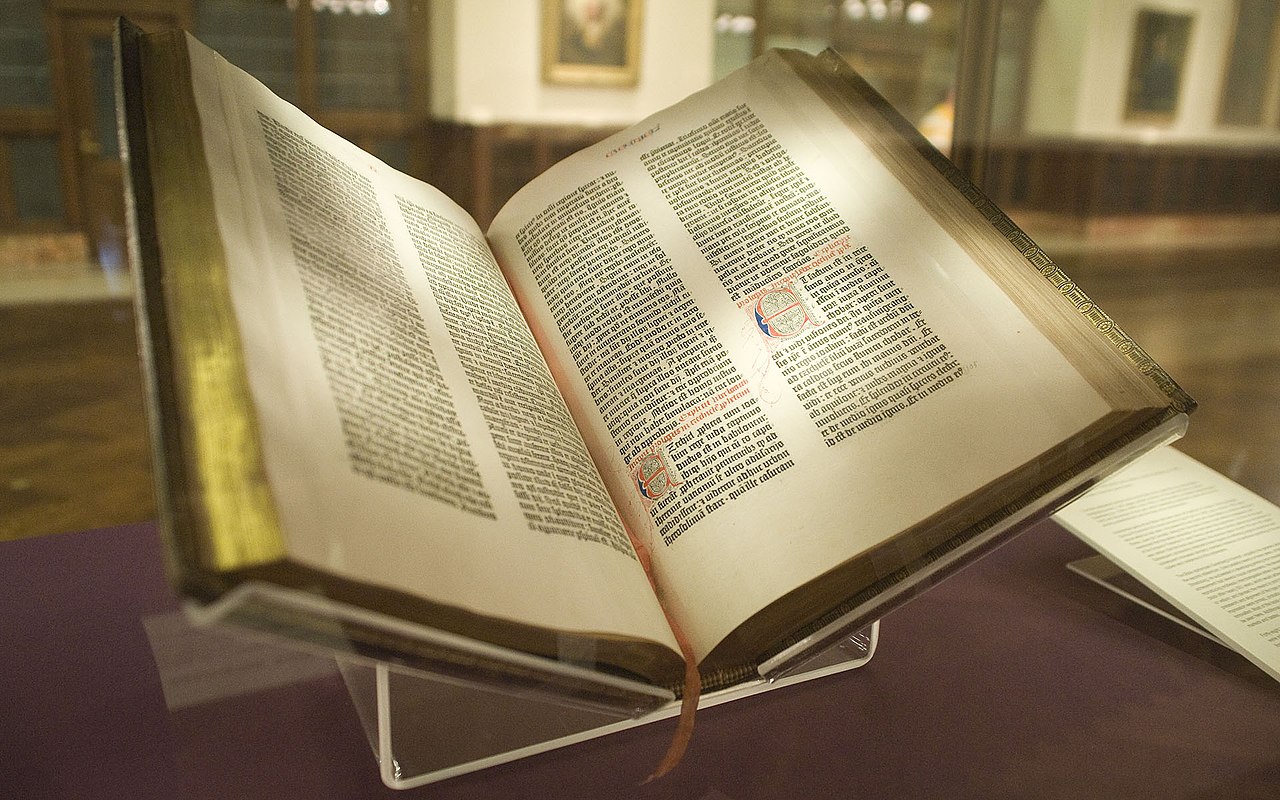 Copia de una Biblia de Gutenberg en la Biblioteca del Congreso de Estados Unidos.