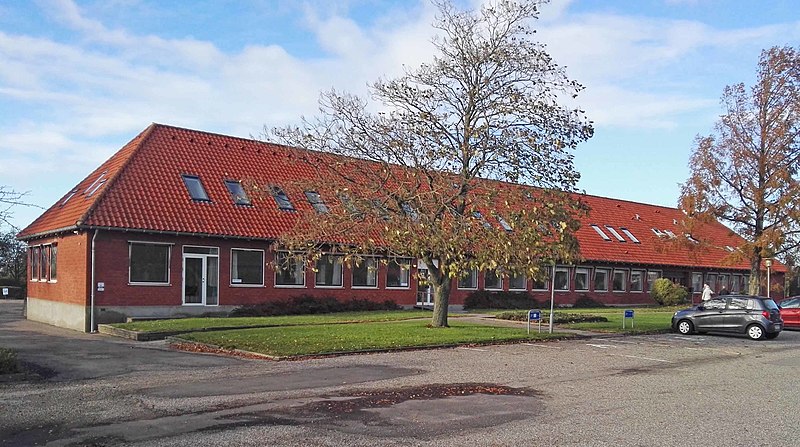 File:HøngRådhus.jpg