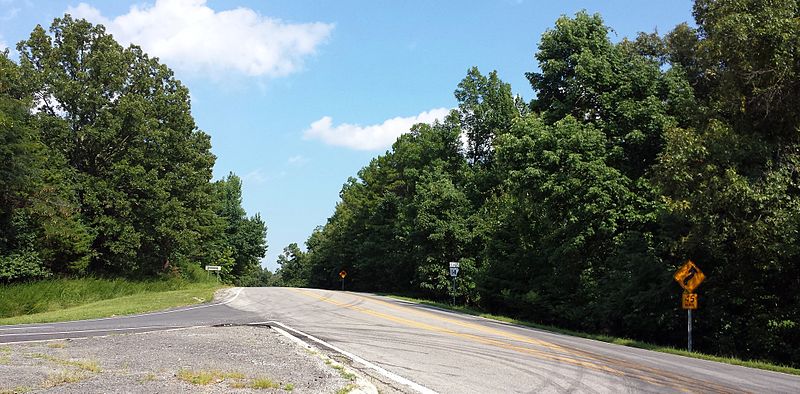 File:Highway 14 in Stone County, AR 002.jpg