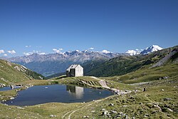Alte Pforzheimer Hütte vor Ortlergruppe (Sesvennagruppe, Italien) (von Daniel Schwen)