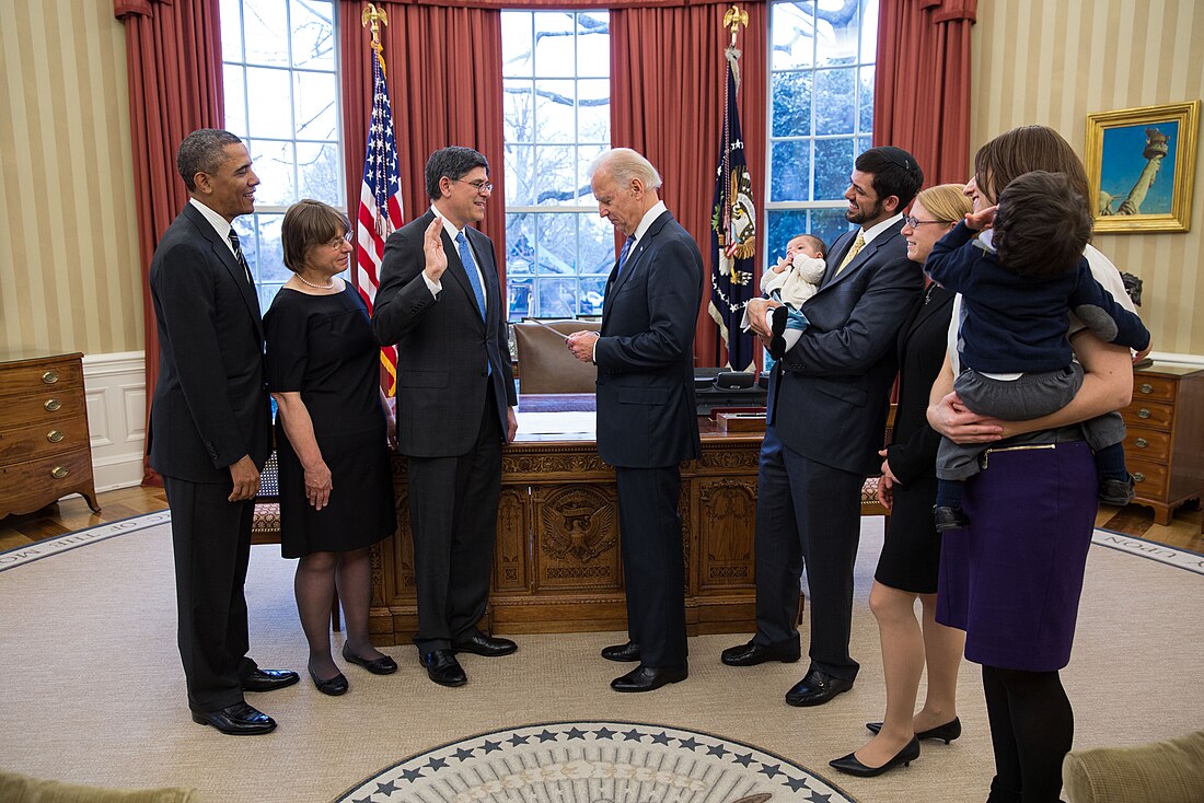 File:Jack Lew sworn in as Treasury Secretary.jpg