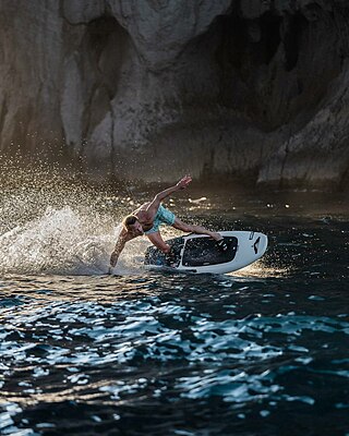 <span class="mw-page-title-main">Jetboard</span> Characteristics, Use and History of Motorized Surfboards