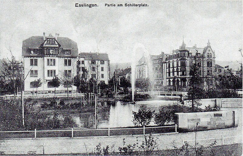 File:K Liebhardt - Esslingen, Partie am Schillerplatz (AK vor 1909).jpg