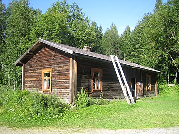 File:Lepikko_Cottage.jpg