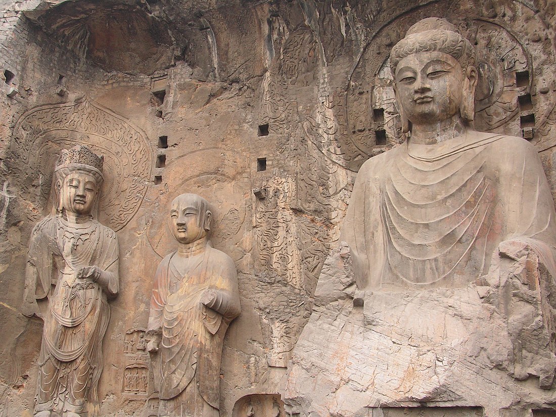 File:Longmen Grottoes 3.jpg