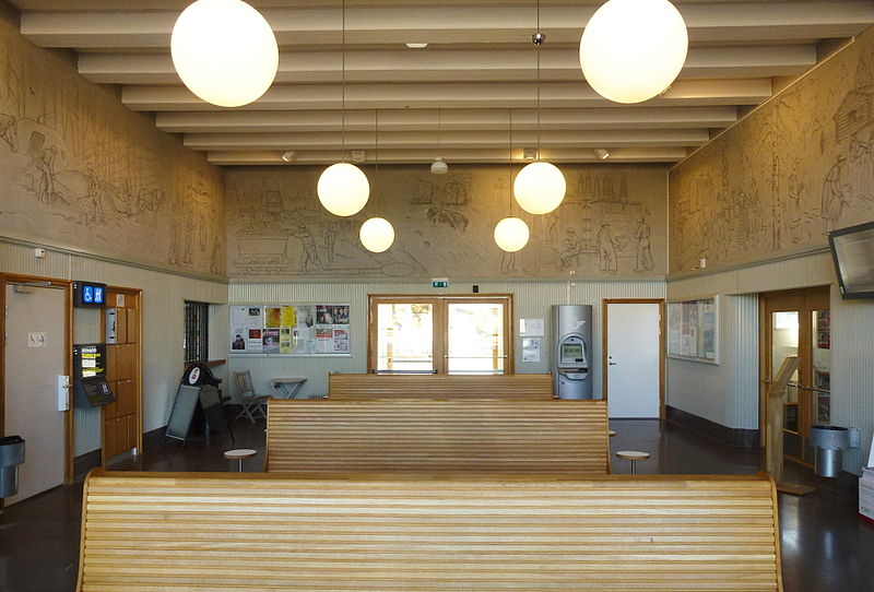 File:Ludvika järnvägsstation 2013e.jpg