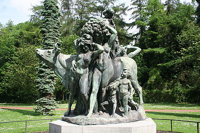 Morlanwelz (Belgium), L'Abondance (The Aboundance) by Jef Lambeaux (1908).