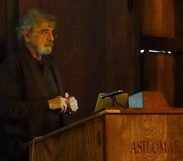 Maturana, 2012