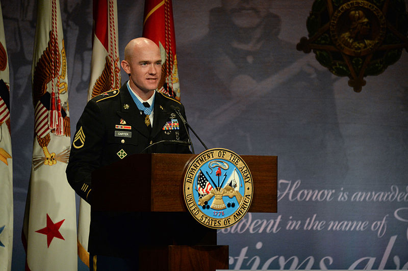 File:Medal of Honor recipient and U.S. Army Staff Sgt. Ty M. Carter delivers remarks during a Hall of Heroes induction ceremony in his honor at the Pentagon in Arlington, Va., Aug. 27, 2013 130827-A-VS818-627.jpg