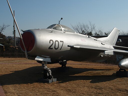 MiG-19 DPRK 1983