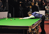 Deutsch: Bild aufgenommen in Berlin während des German Masters im Snooker 2014. Michael Holt. English: Picture taken in Berlin during the Snooker German Masters in 2014. Michael Holt.