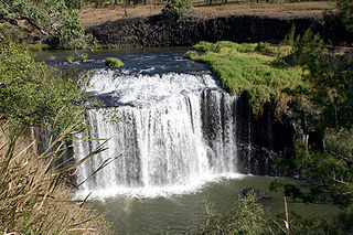 <span class="mw-page-title-main">Millstream Falls</span> Waterfall in Far North Queensland, Australia