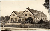 Miss Harker's School (c. 1915) in Palo Alto, California Miss Harker's School Palo Alto.jpg