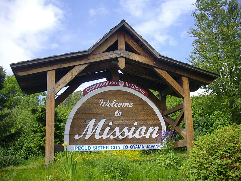 File:Mission's welcome sign.JPG