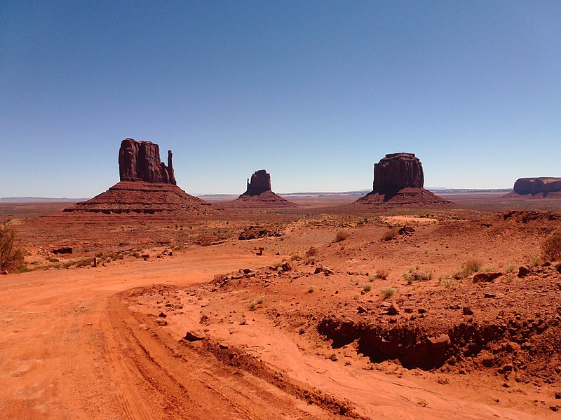 File:Monument Valley (7).jpg