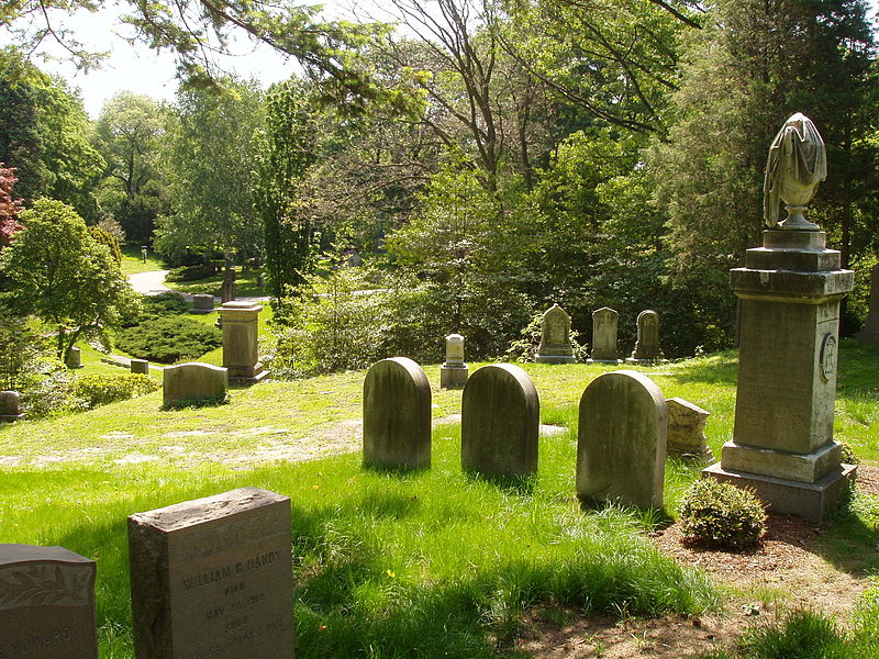 File:Mount Auburn Cemeter - Misc View.JPG