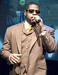 Nathan Morris van Boyz II Men, 2011