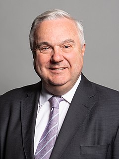 <span class="mw-page-title-main">Oliver Heald</span> British Conservative politician