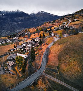 Ozein, Aosta Valley (24566825018).jpg