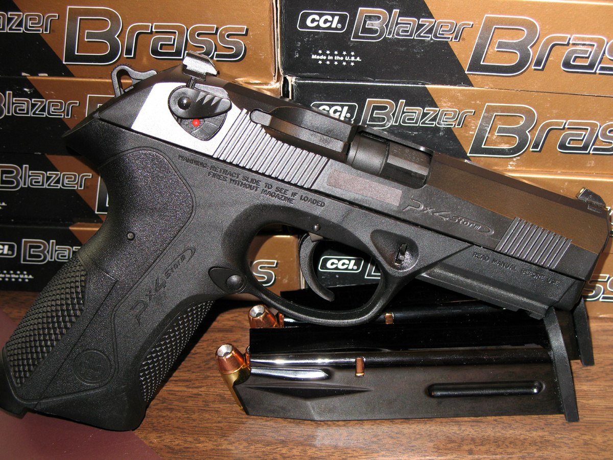 BBM BERETTA PX4 modèle STORM - 10 coups+ 50 PAK + un puissant