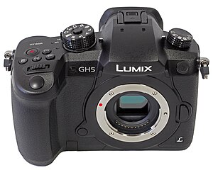 Panasonic Lumix DC-GH5 - Wikipedia