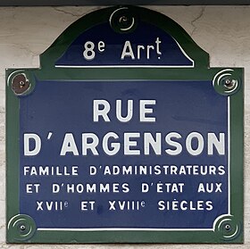 Voir la plaque.