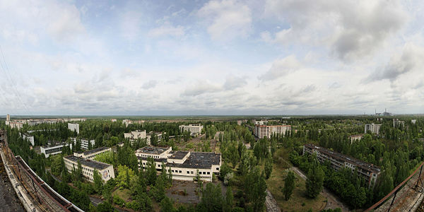 Vue de la place centrale de la ville en 2009