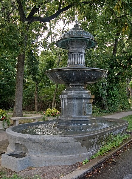 File:ProbascoFountain.jpg