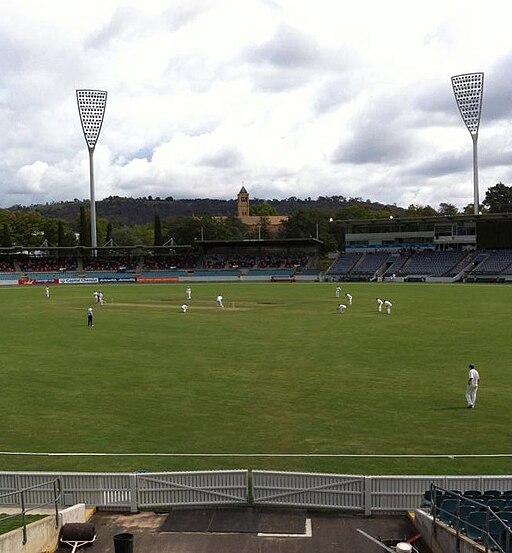 Queanbeyan v Wests 1st grade two-day Grand Final Manuka March 2014