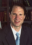 Ron Wyden officiella portrait.jpg