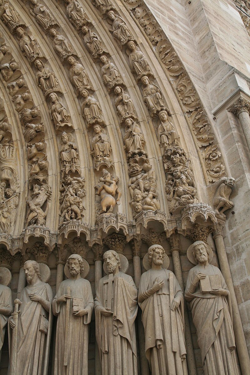 Saints in Portal, Notre-Dame, Paris (3605120325).jpg