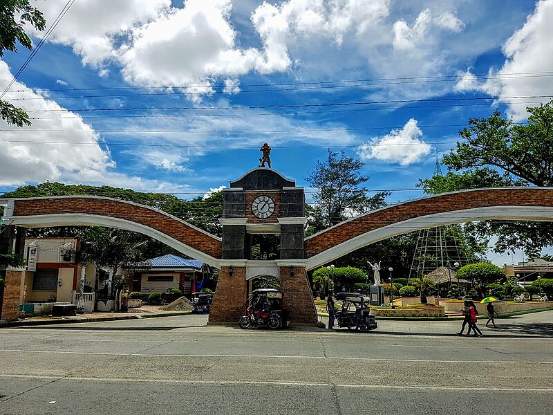 File:San Jose Plaza Arch.jpg