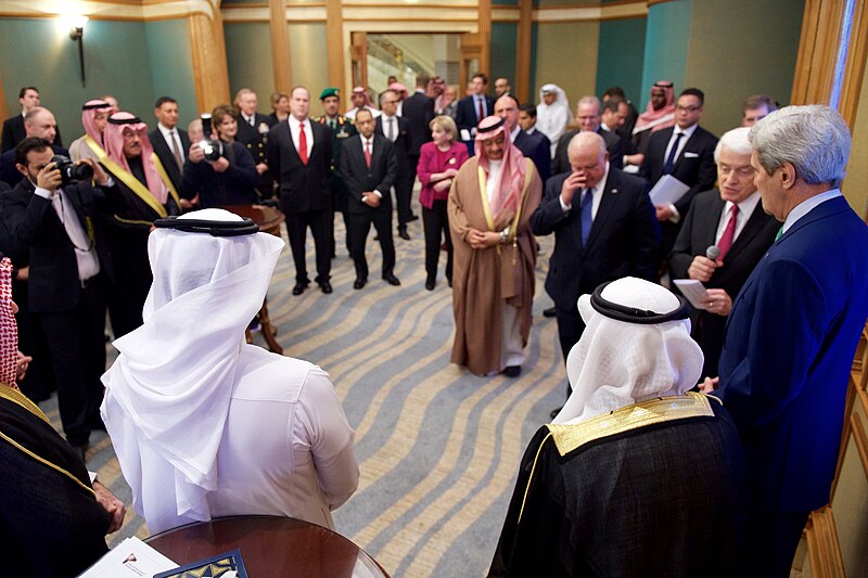 File:Secretary Kerry Listens as U.S. Chamber of Commerce President and CEO, Thomas Donahue Addresses the Council of Saudi Chambers (23952607973).jpg