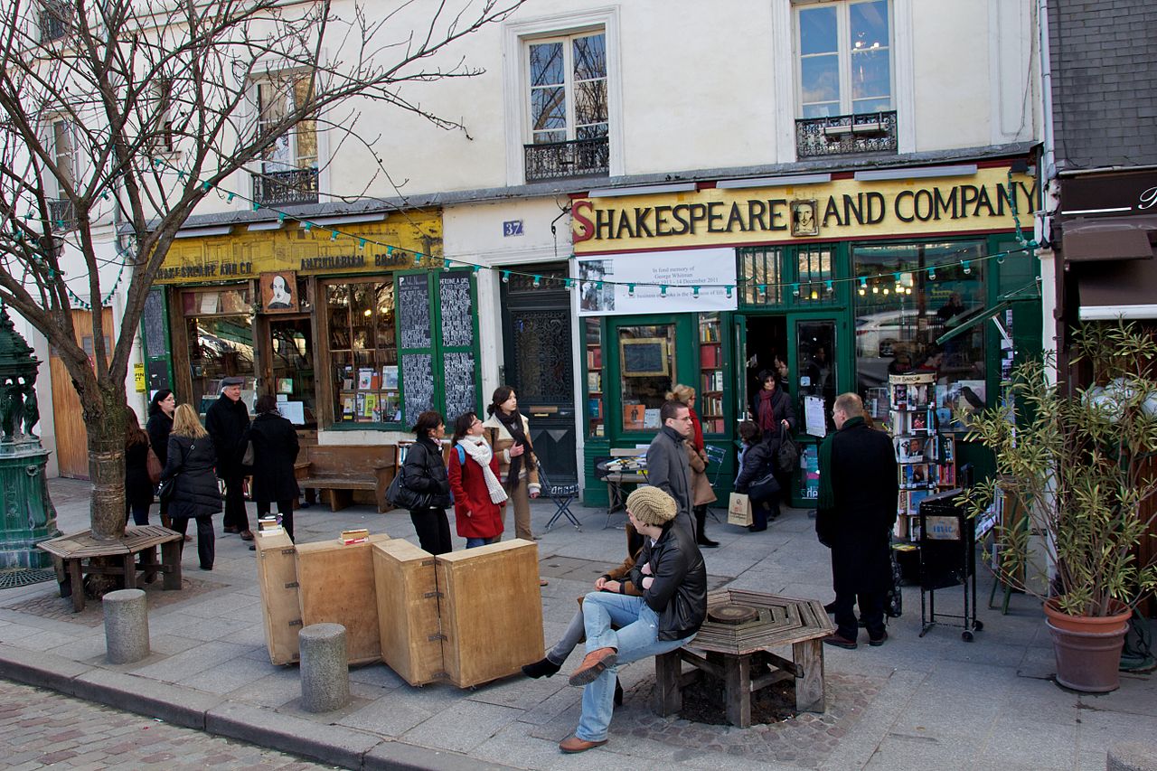 1280px-Shakespeare_and_Company,_Paris_2.jpg