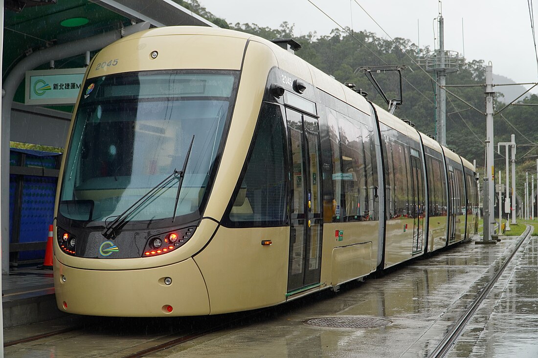 新北捷運安坑輕軌電聯車