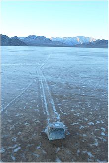 Sliding-Rocks-on-Racetrack-Playa-Death-Valley-National-Park-First-Observation-of-Rocks-in-Motion-pone.0105948.g004.jpg