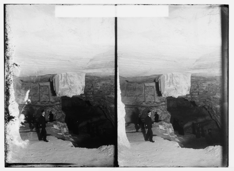 File:Solomon's Quarries, showing hanging pillar, Jerusalem. LOC matpc.04938.tif