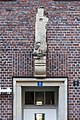Deutsch: Siedlungsbau Springeltwiete 9 in Hamburg-Altstadt, Eingang. This is a photograph of an architectural monument. It is on the list of cultural monuments of Hamburg, no. 12275