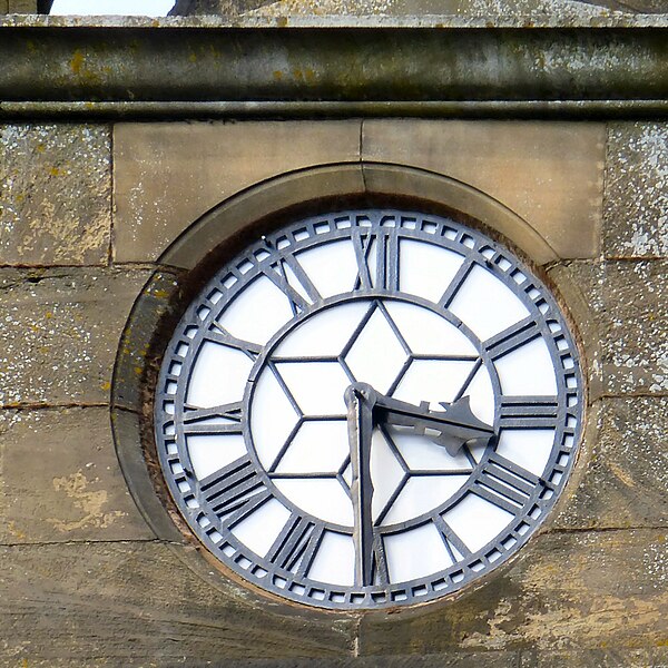 File:St Thomas's clock face - geograph.org.uk - 4637608.jpg