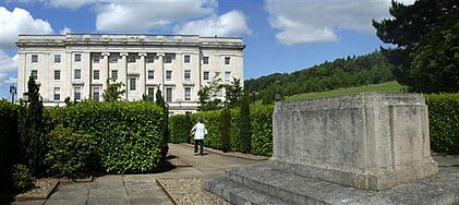 Stormont Parliament Buildings and James Craig, Lord Craigavon's grave - geograph.org.uk - 871614.jpg