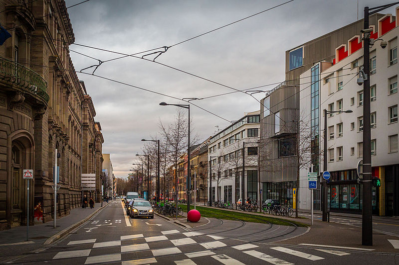 File:Strasbourg boulevard du Président Wilson 21 février 2016-1.jpg