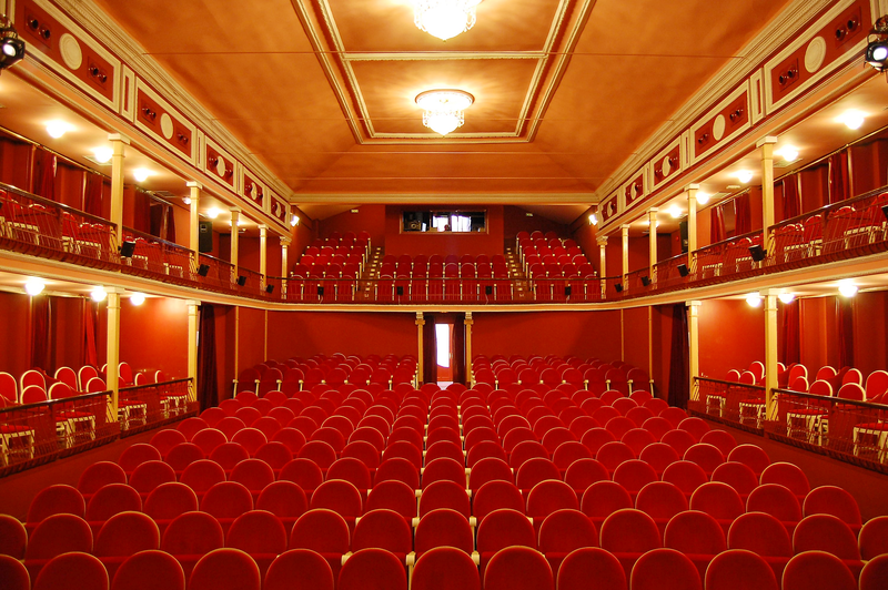 File:Teatro Salón Cervantes (RPS 18-03-2016) vista hacia el anfiteatro.png