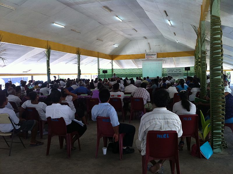 File:Tenimanraoi maneaba in Betio, Kiribati.jpg