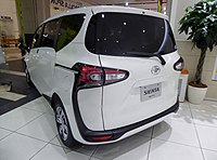 Toyota Sienta G Cuero facelift (generasi kedua) (Jepang; bagian belakang)
